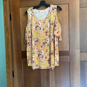 NWT cold shoulder top